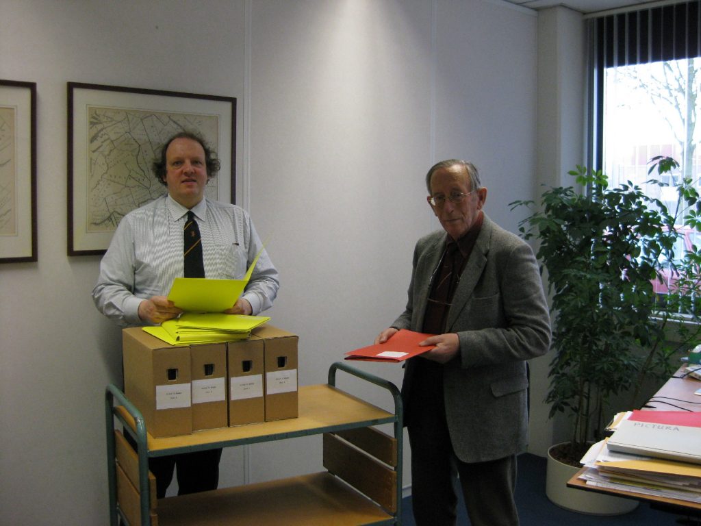 Schenking “Collectie Gerard Maatje” over historie Reeuwijk